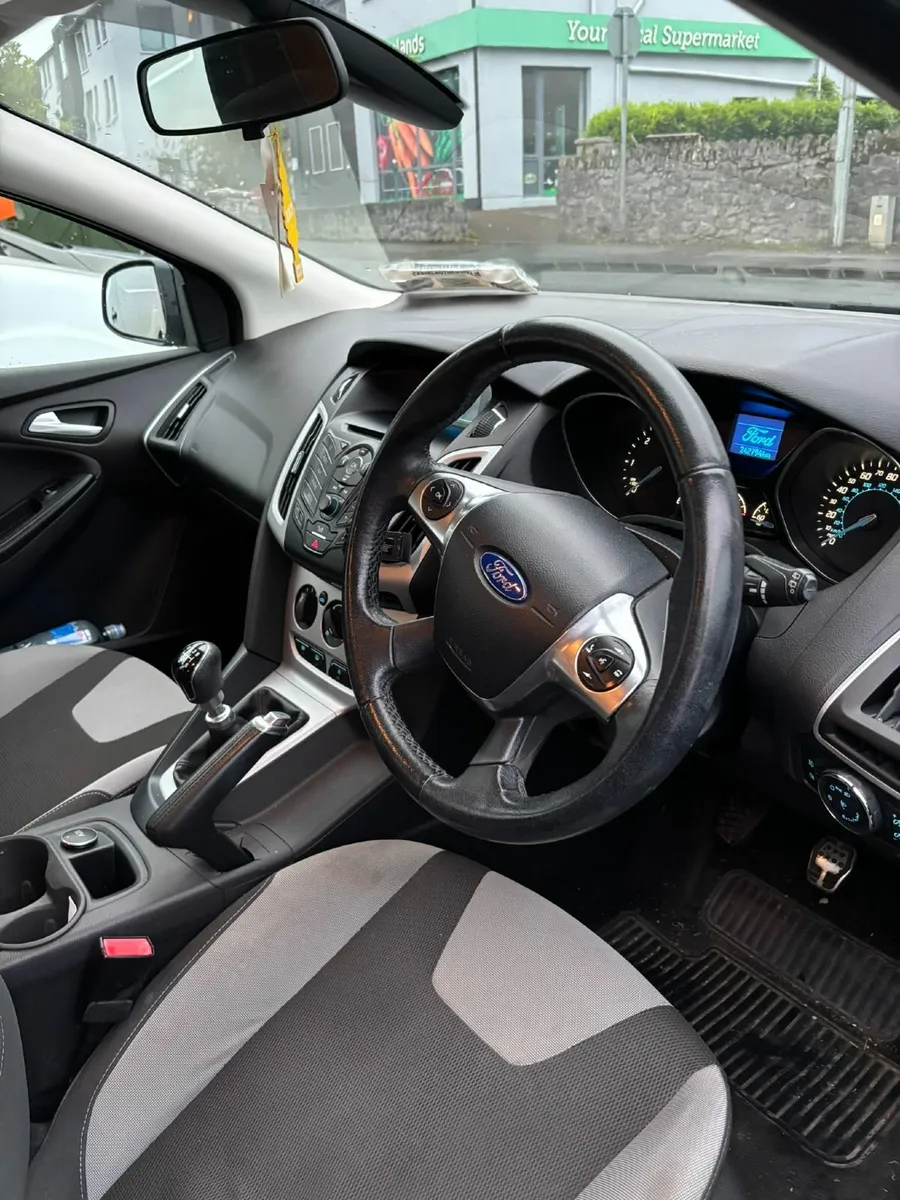 Ford Focus 2014 - Image 4