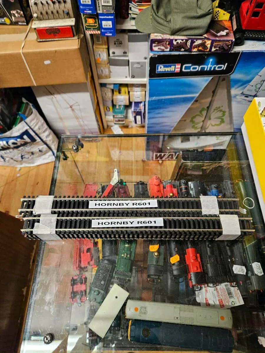 Hornby OO Gauge Track - Image 1