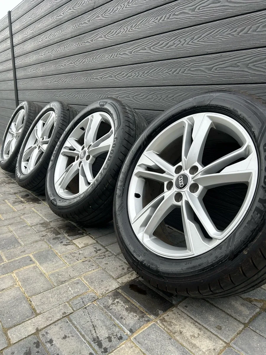 19” GENUINE AUDI Q5 ALLOY WHEELS & TYRES - Image 1