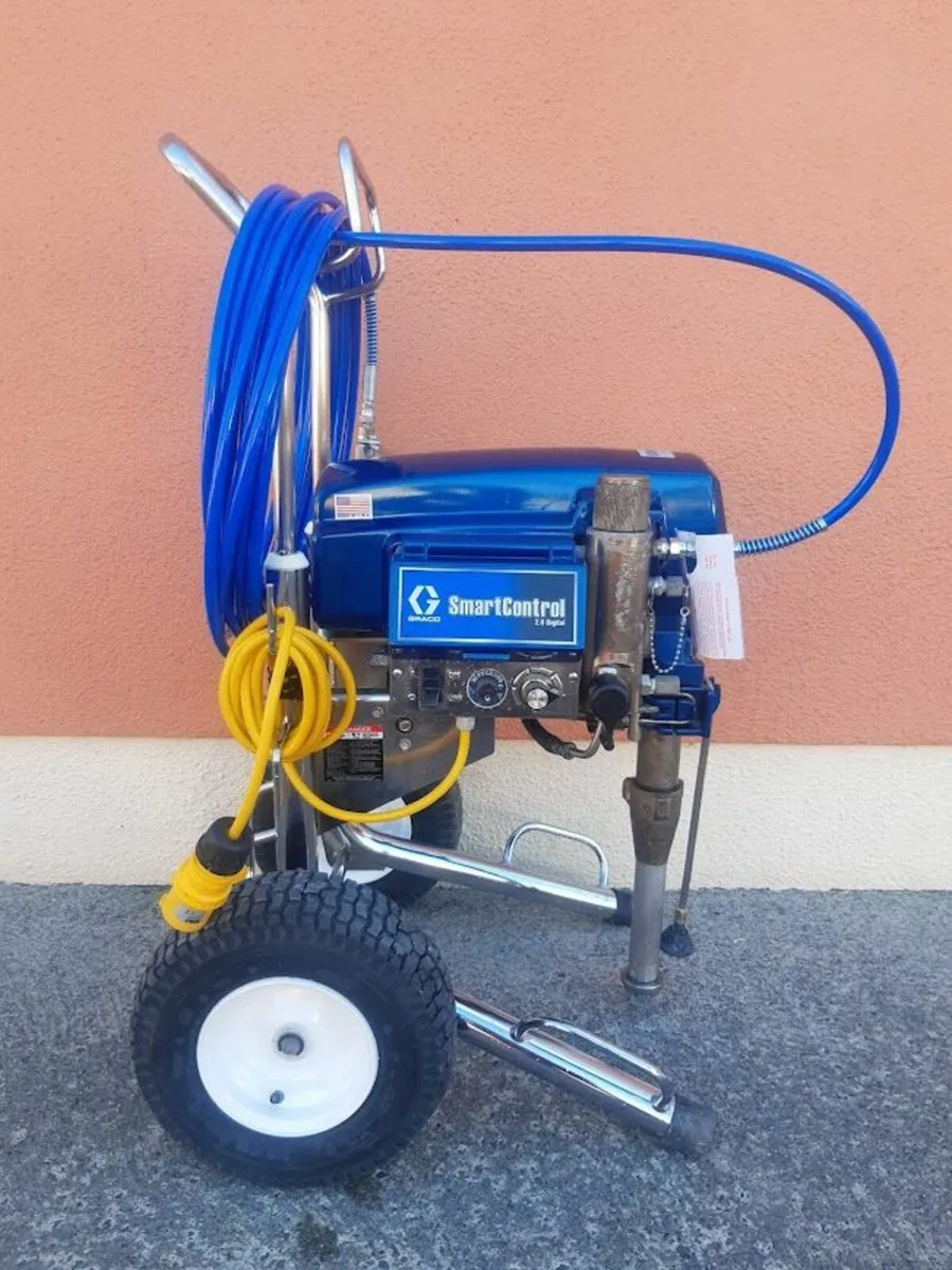 Airless paint sprayer - Image 1