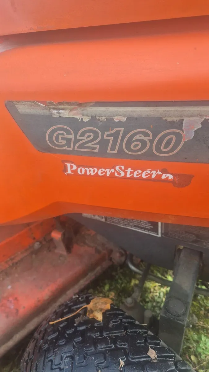 Kubota G2160 Diesel Ride On Lawnmower - Image 2