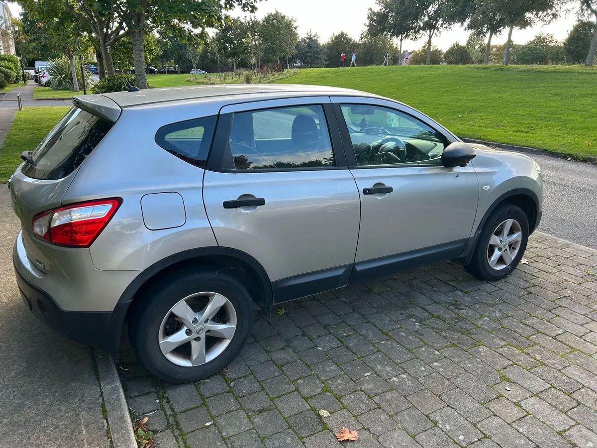 Nissan Qashqai 2010 - Image 2