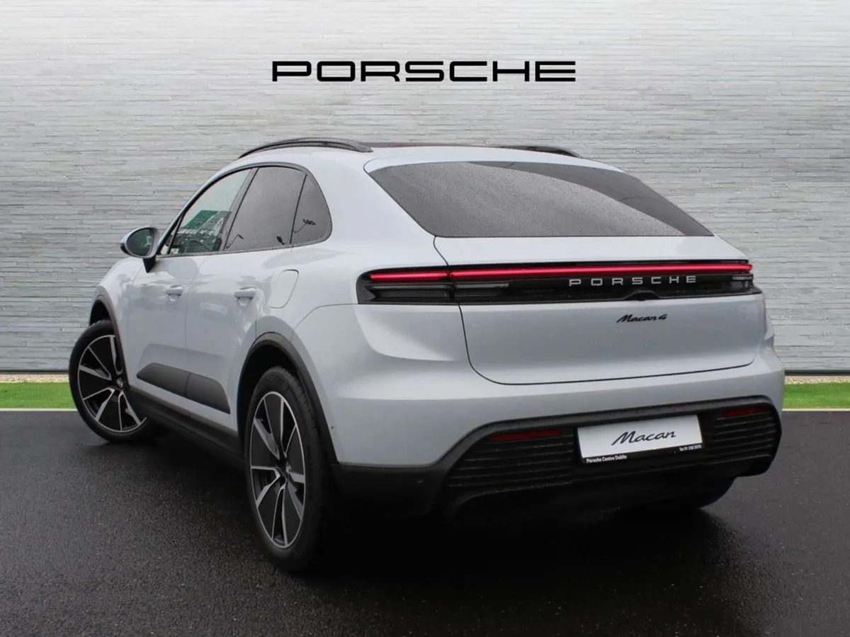 Porsche Macan 4 Electric - Image 2