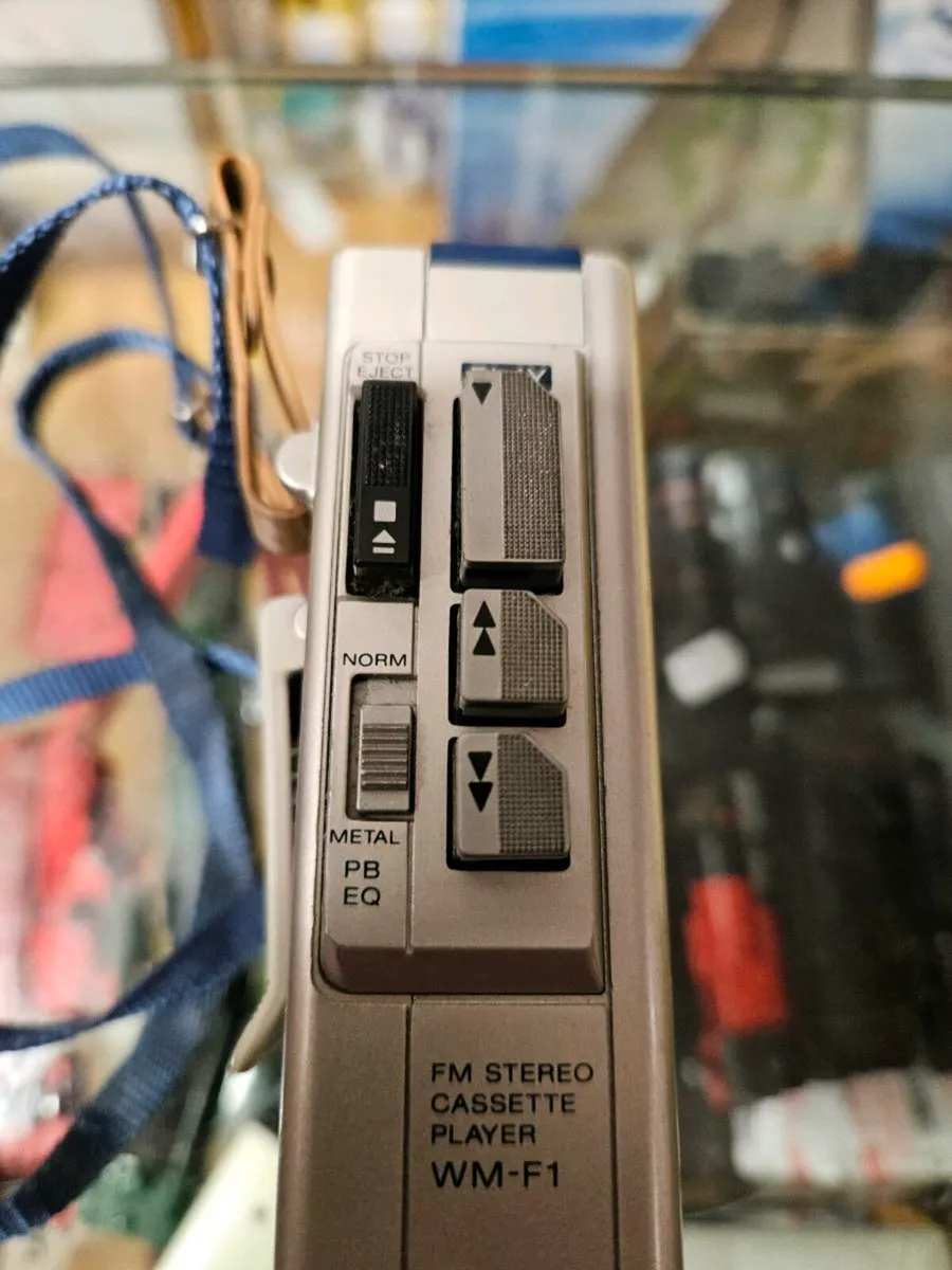 Vintage Sony Walkman - Image 4