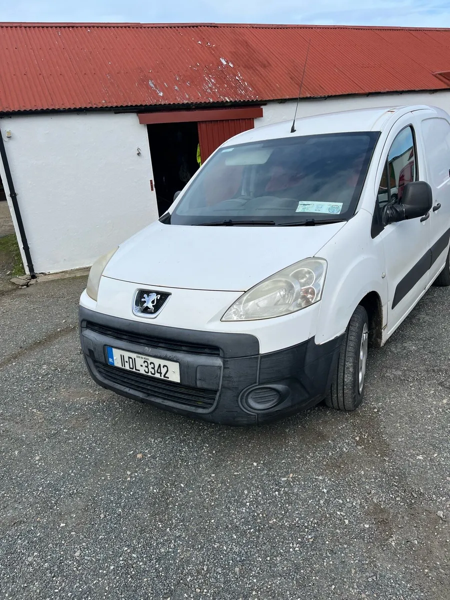 Peugeot van - Image 3