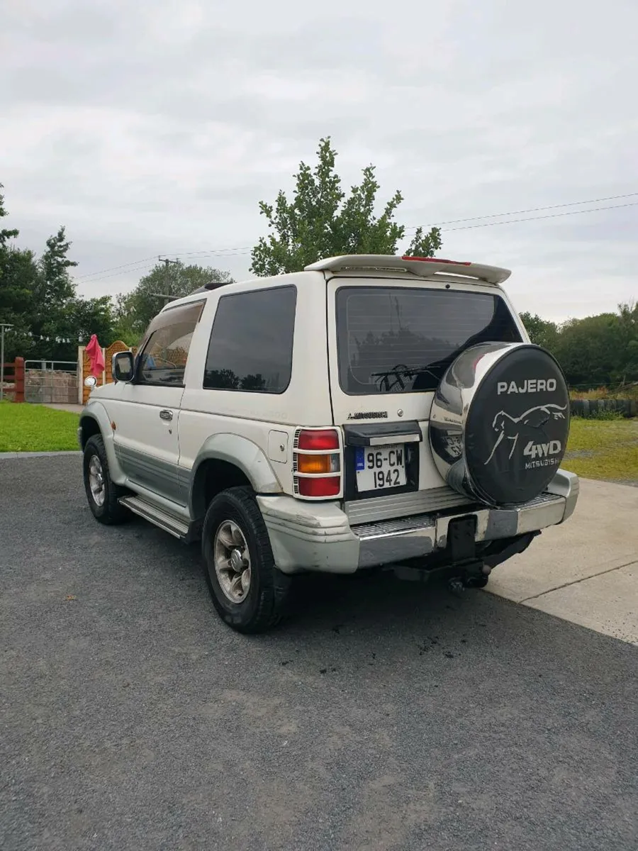 2.8 SWB Pajero - Image 4