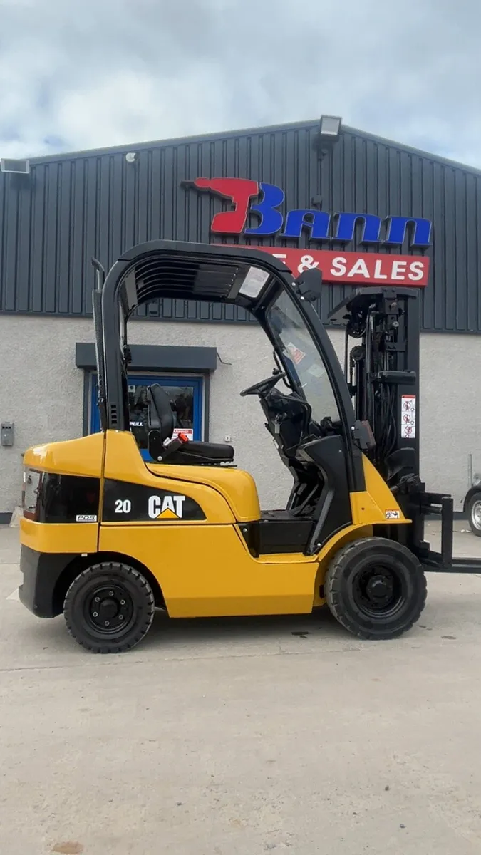 CAT FORKLIFT 2.0Ton Diesel - Image 1