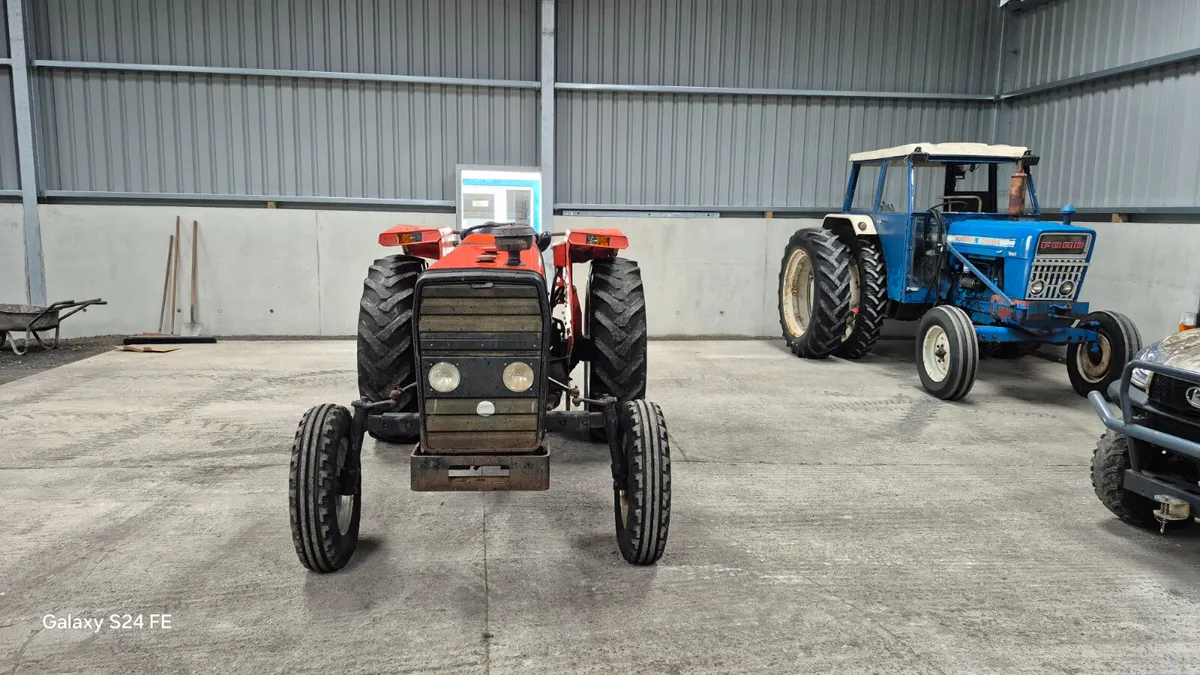 Tractors - Image 2