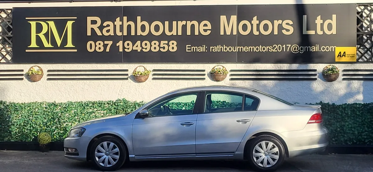 Volkswagen Passat 1.6 Tdi  132 ( low Mileage) - Image 2