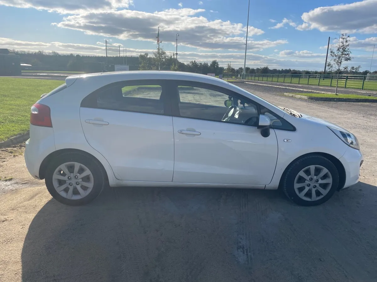 Kia Rio 2012 - Image 1