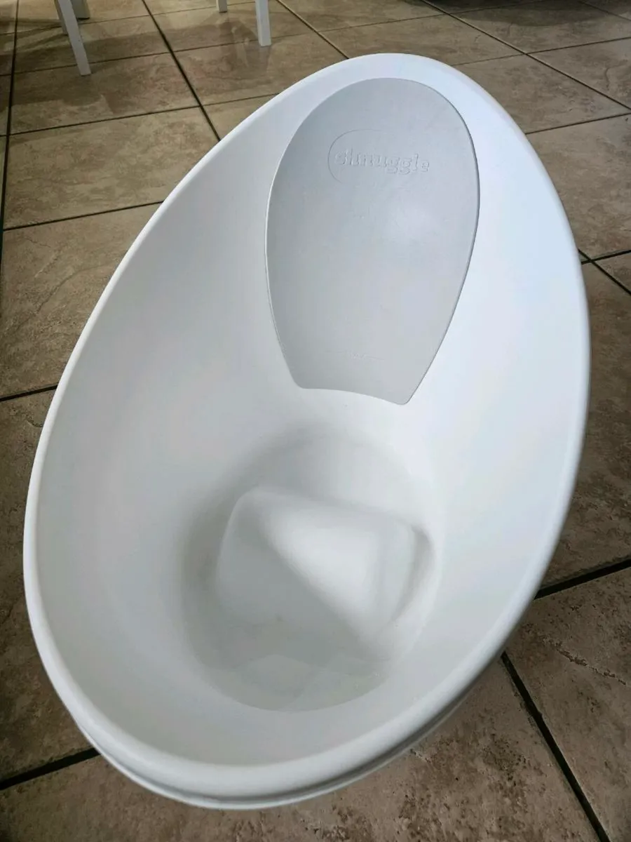 Shnuggle Baby Bath - Image 1