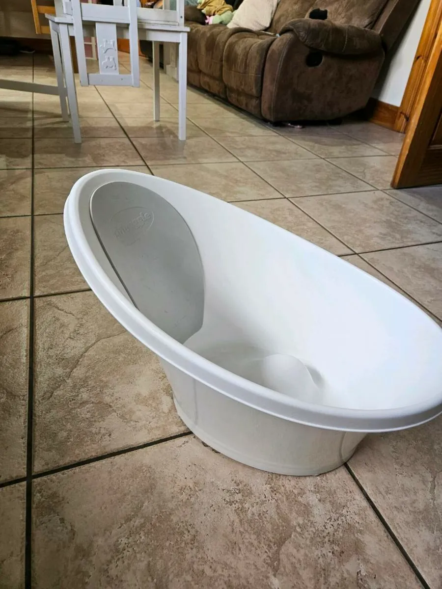 Shnuggle Baby Bath - Image 2