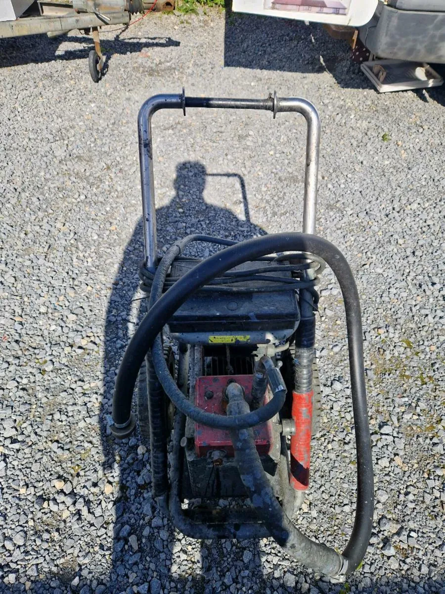 Paint sprayer - Image 3