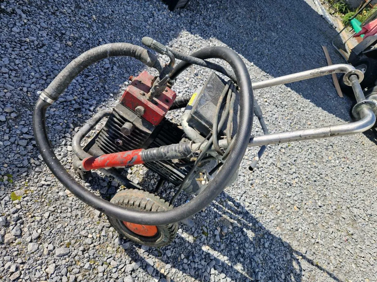 Paint sprayer - Image 4