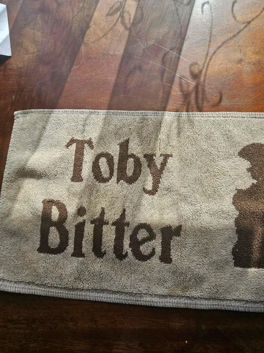 Vintage Toby Bitter Bar Towel - Image 2