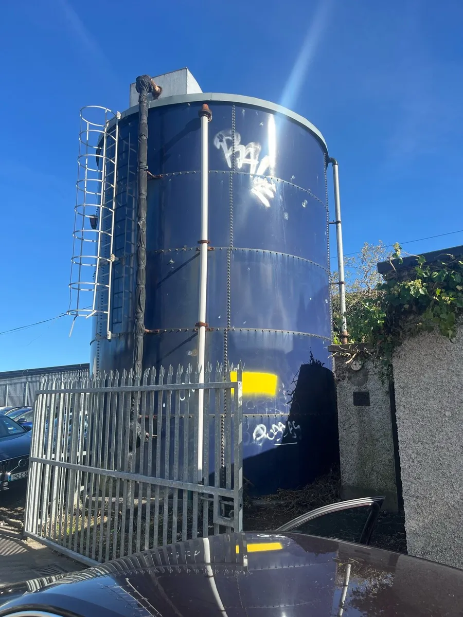 Silo - Image 2