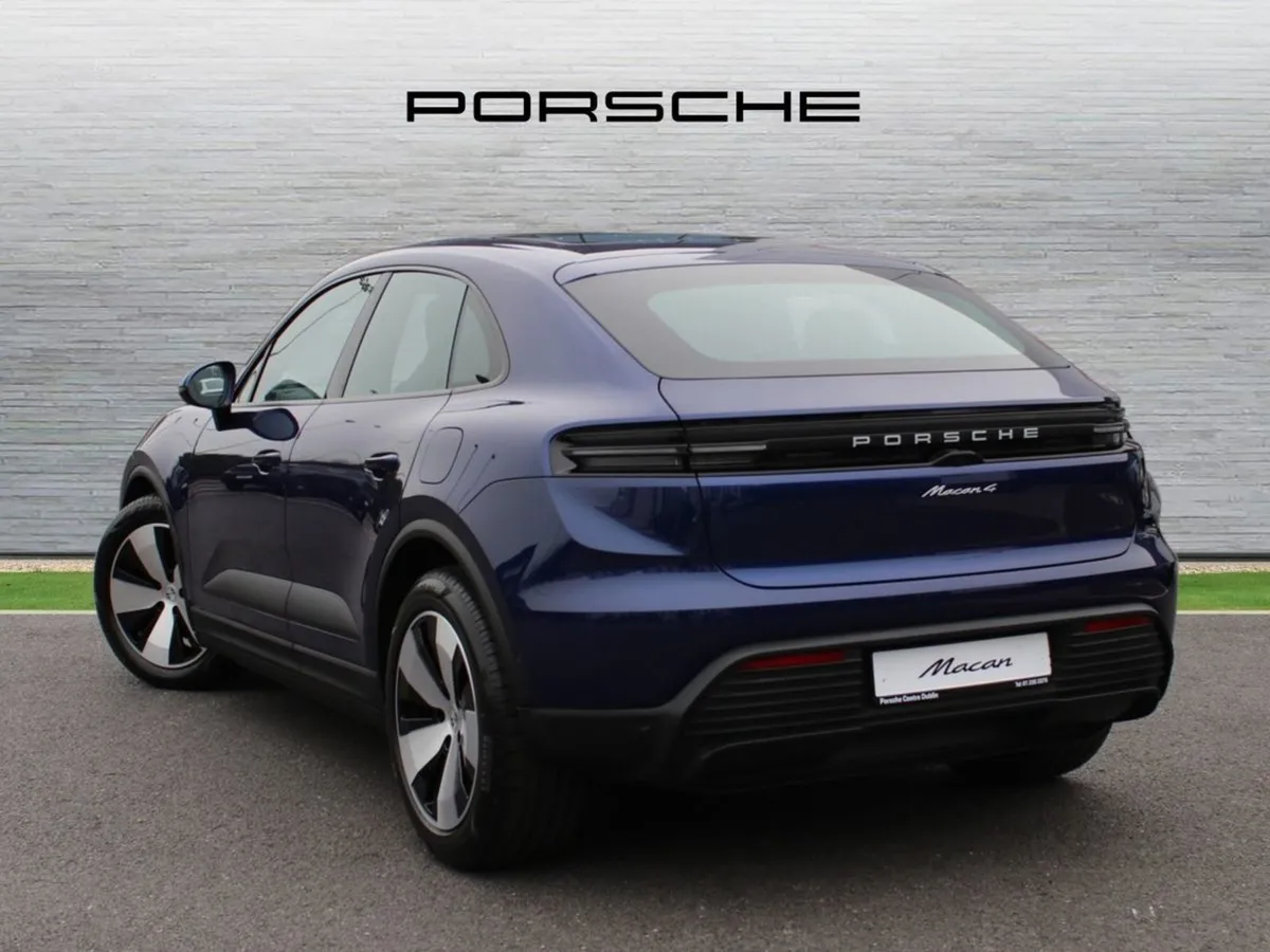Porsche Macan 4 Electric - Image 2