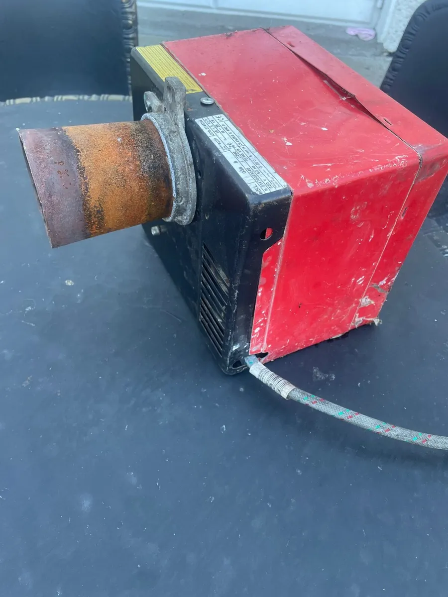 Two Riello pumps - Image 2