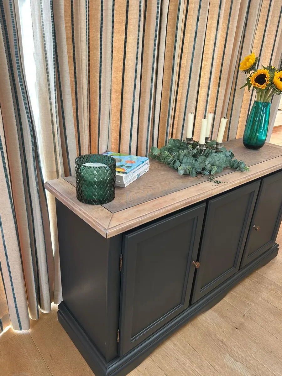 Sideboard - Image 4