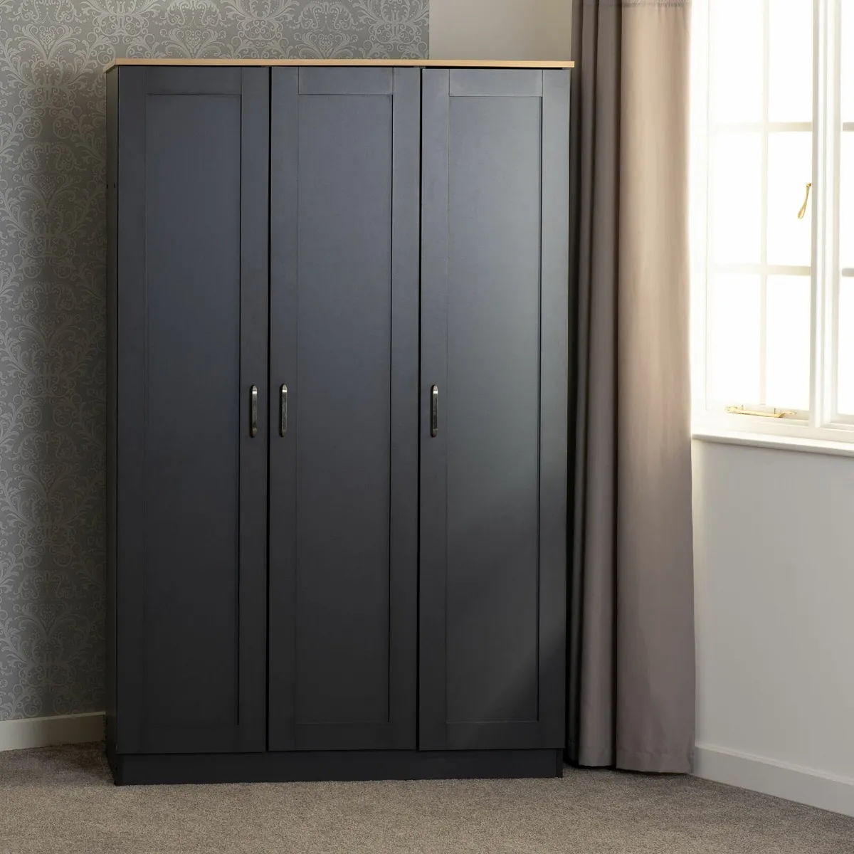 WARDROBES - Image 2
