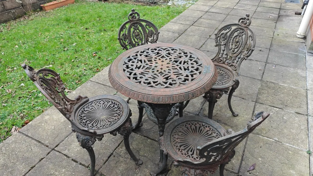 Antique Cast Iron Garden Furniture - Image 1