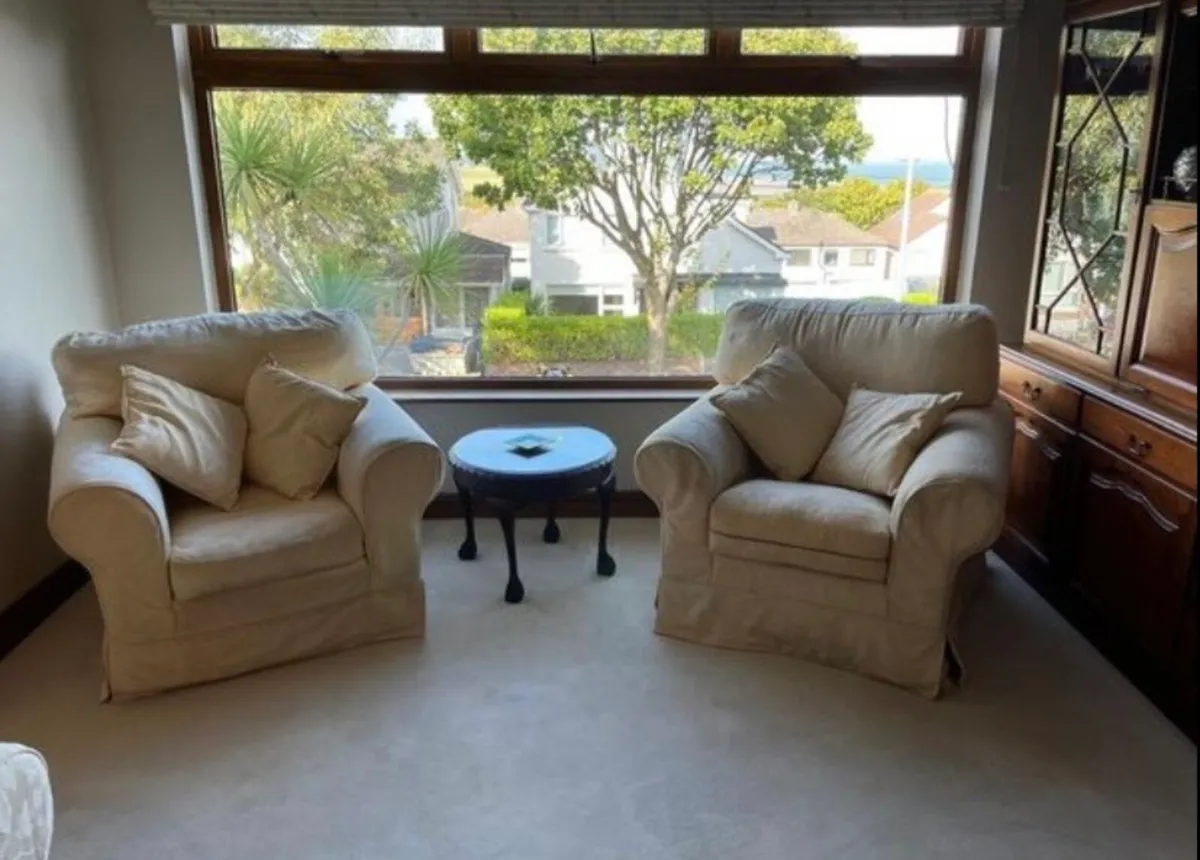 Armchairs - Image 2