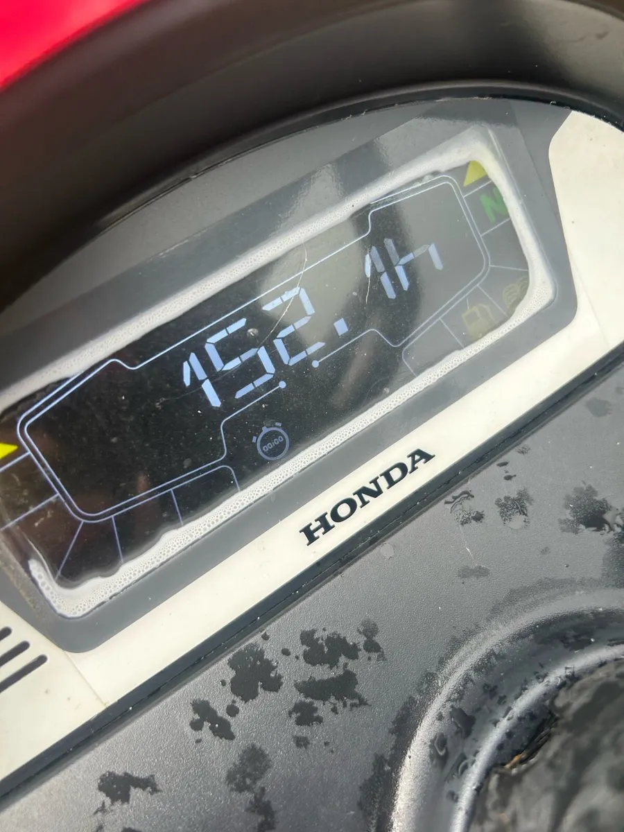 Honda Lawnmower - Image 4