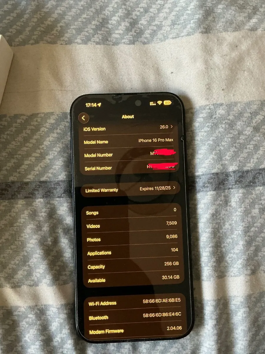 iPhone 16 Pro Max - Image 3