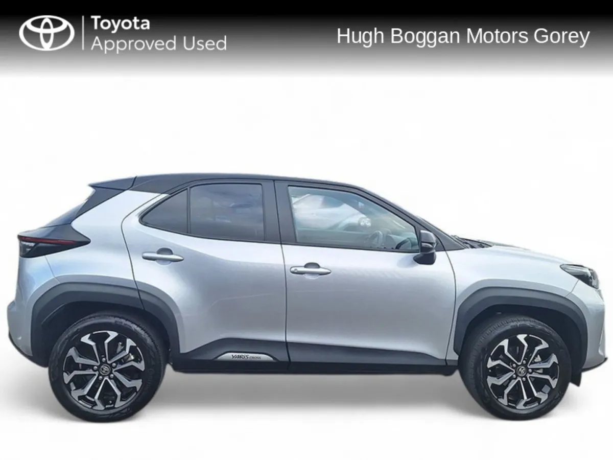 Toyota Yaris Cross YARIS CROSS LUNA SPORT BI - Image 3