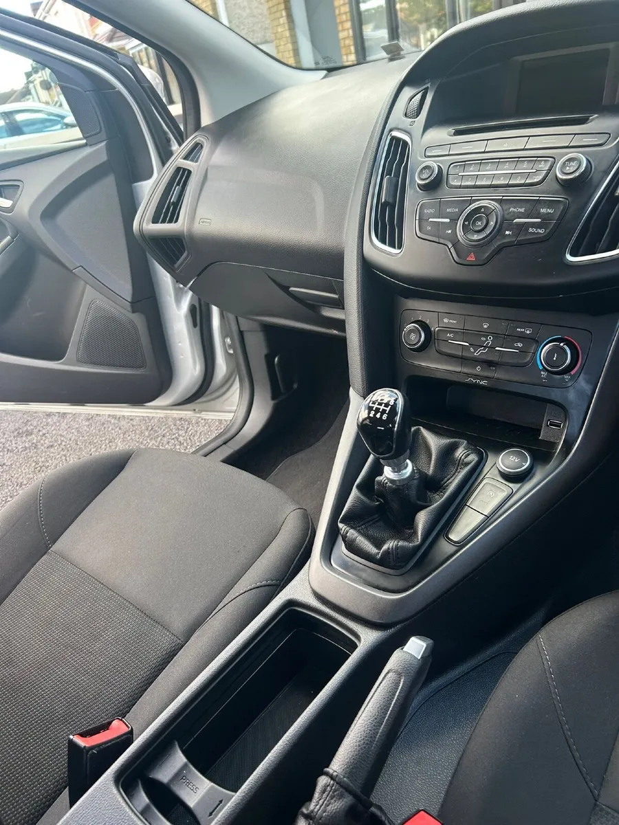 Ford Focus 2015 - Image 3