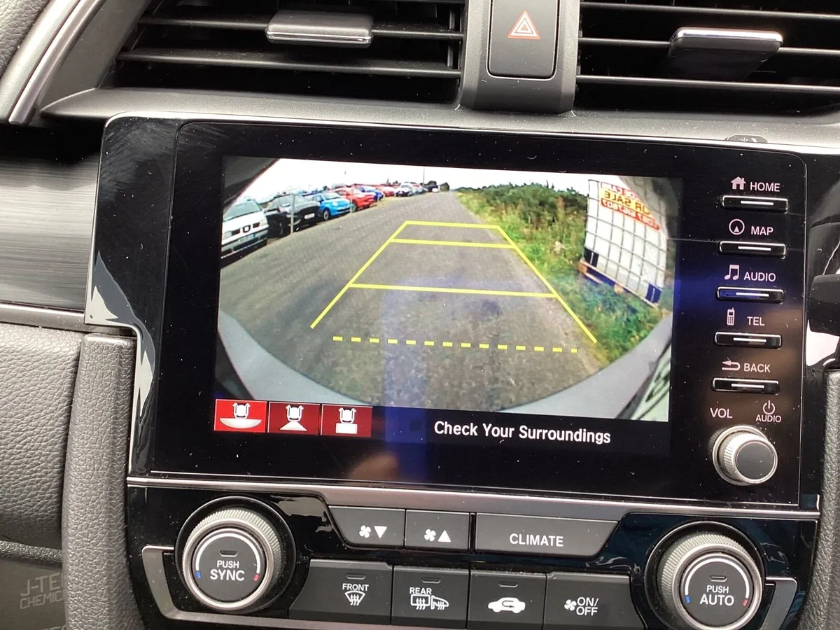Honda Civic 2021 - Image 4