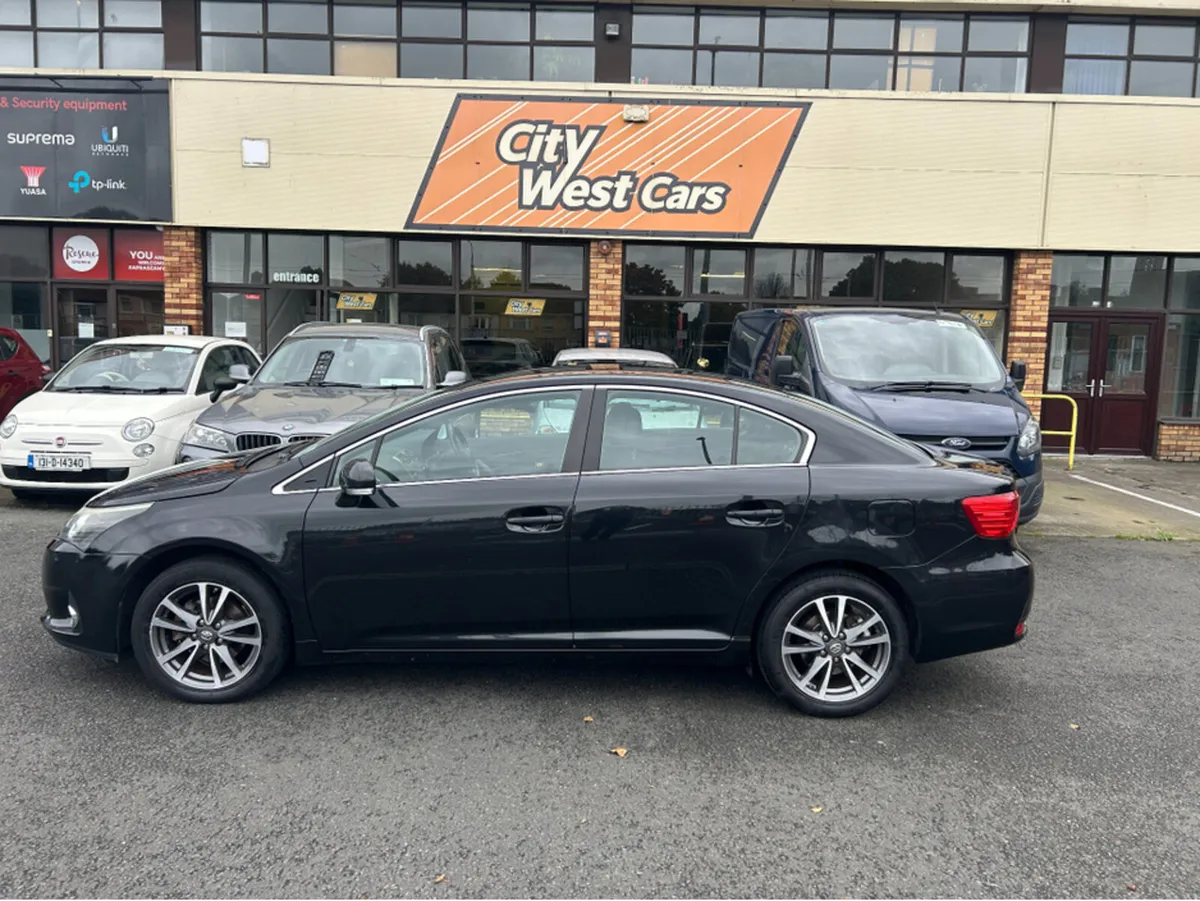Toyota Avensis 2.0 D-4D LUNA ONLY 140000KLMS//ORIG - Image 1