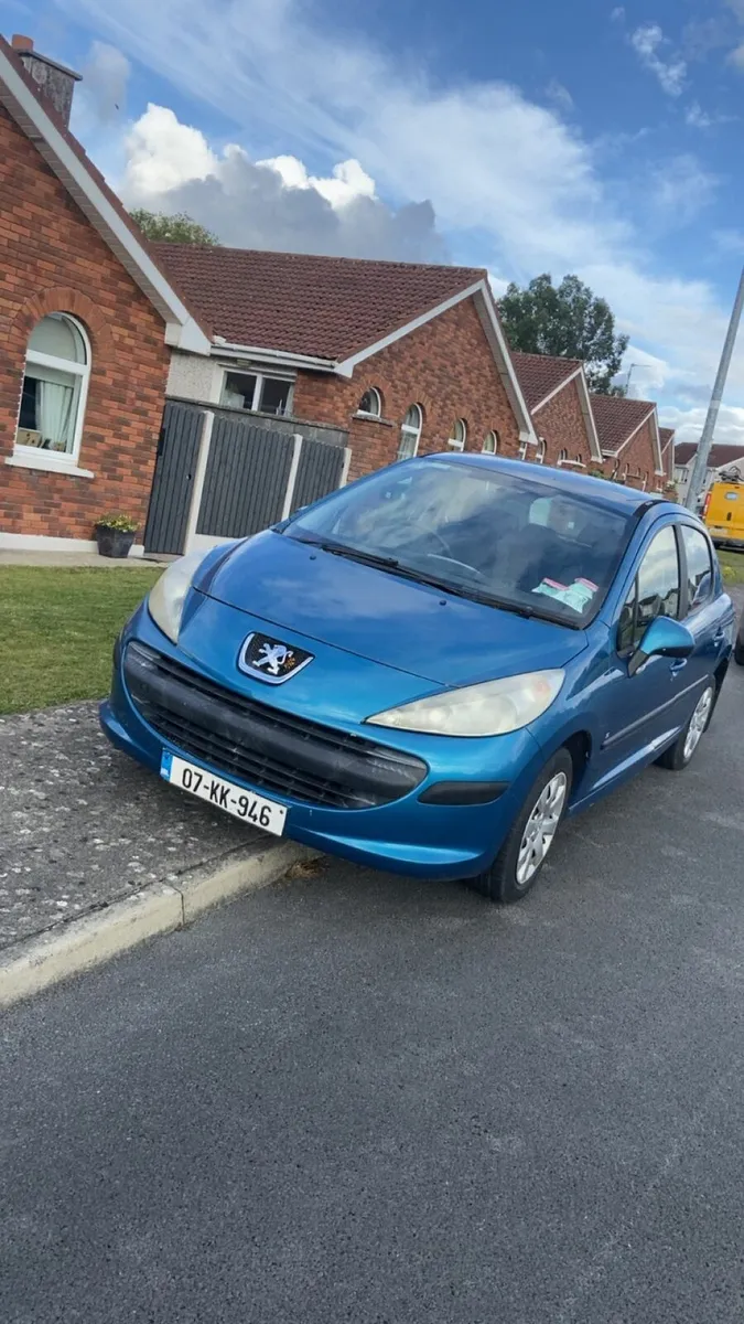 Car for scrappage - Image 1