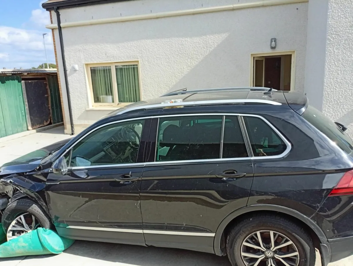182 Volkswagen Tiguan no record - Image 2