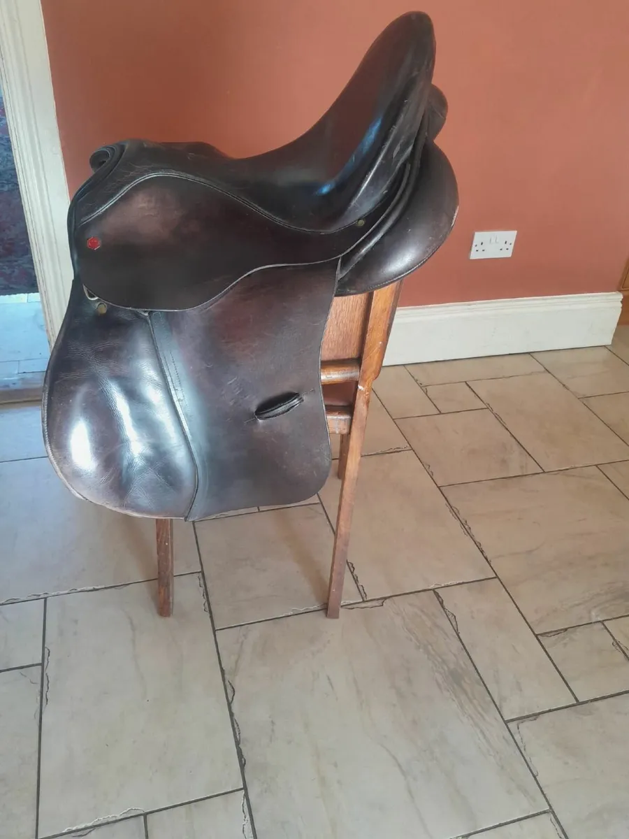 Albion Horse saddle - Image 1