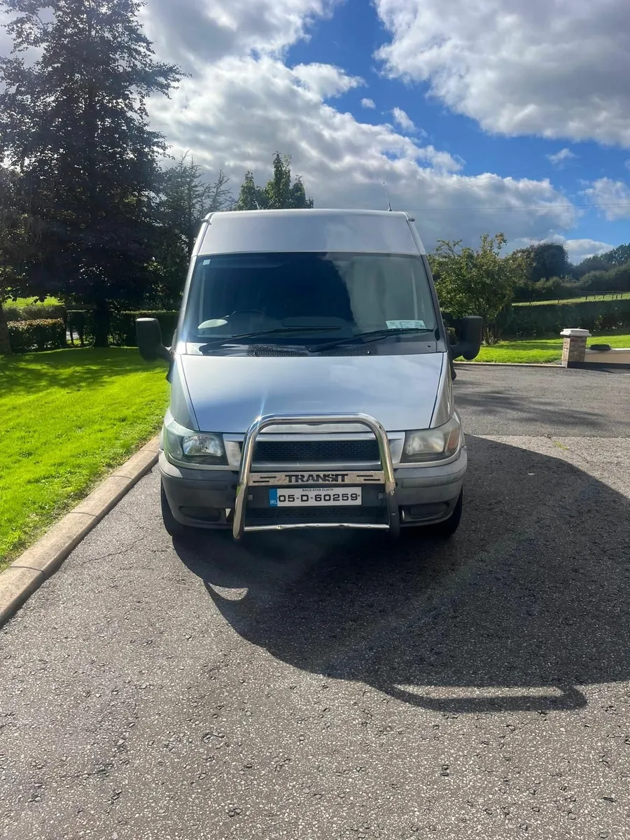 Ford Transit 2005 - Image 1
