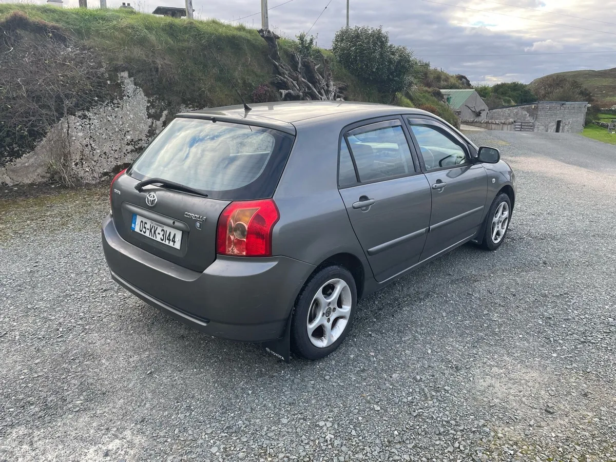 Toyota Corolla E12 - Image 3