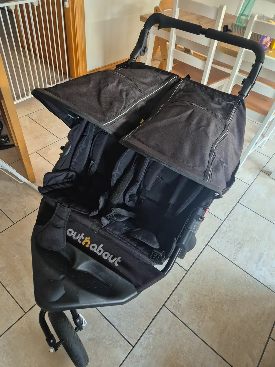 Outnabout nipper double buggy - Image 2