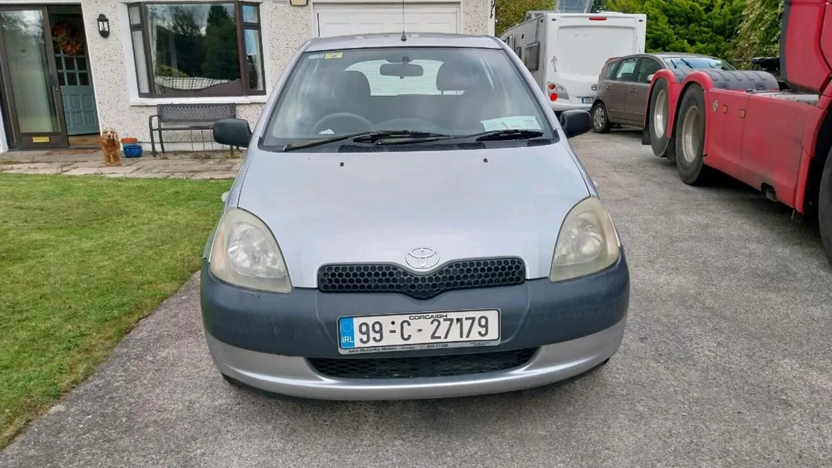Toyota Yaris - Image 1