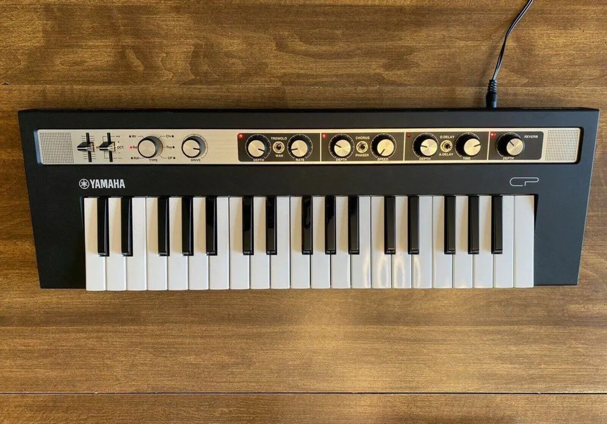 Yamaha Reface CP Electric Piano Like New Boxed - Image 3