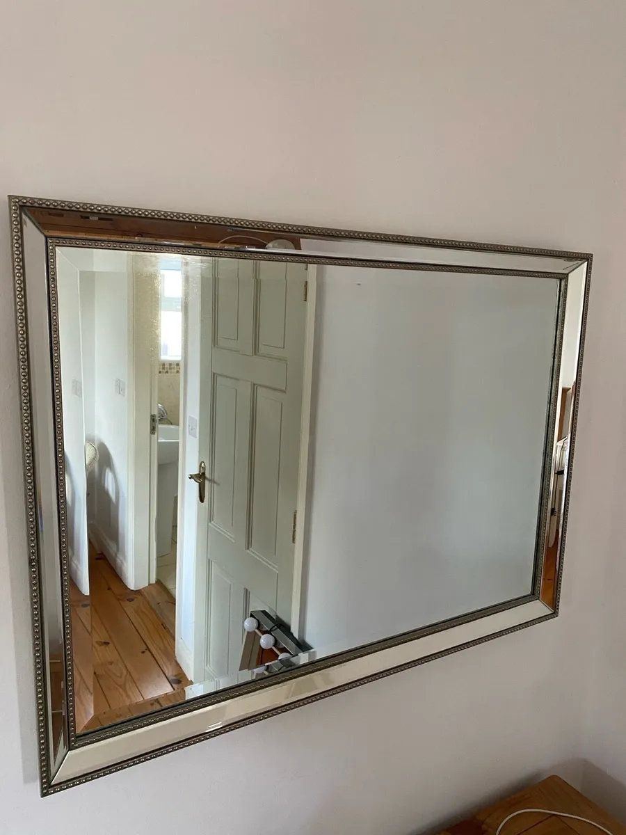 Mirror - Image 1