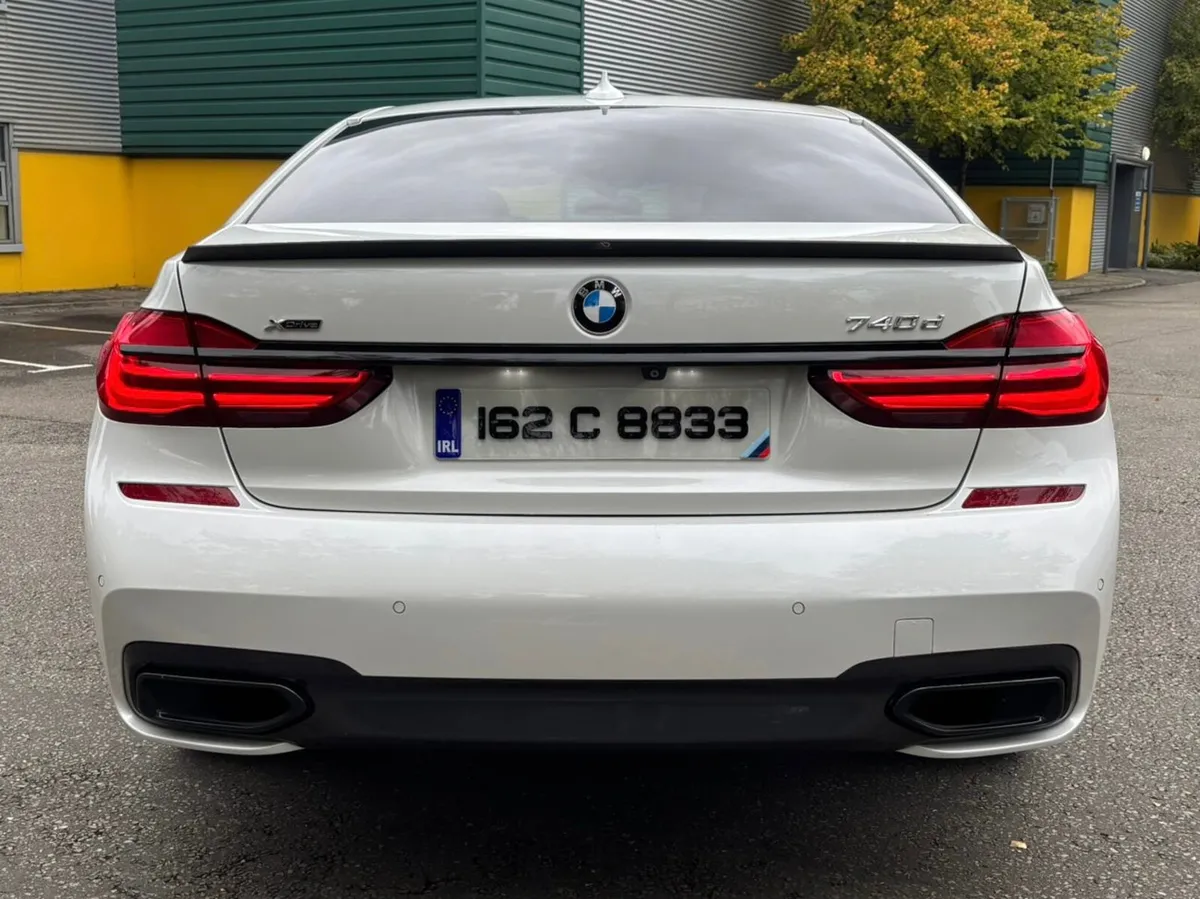 BMW 740D MSPORT X-Drive Mega Spec - Image 4