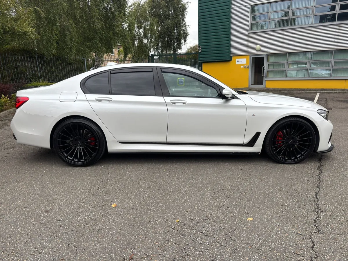 BMW 740D MSPORT X-Drive Mega Spec - Image 3
