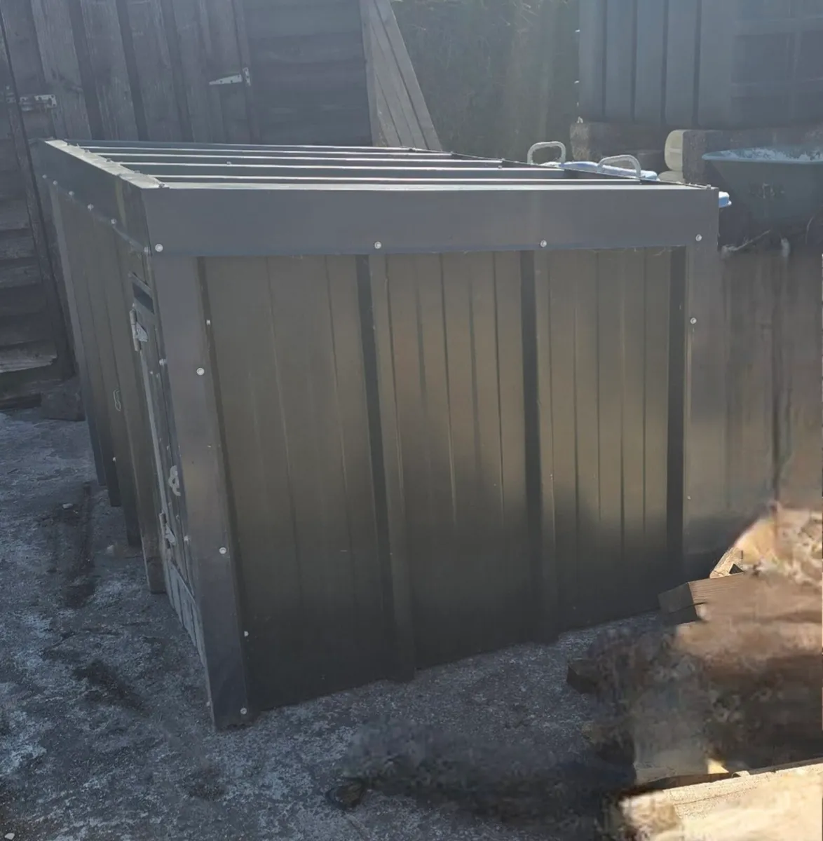 Dog kennel - Image 3