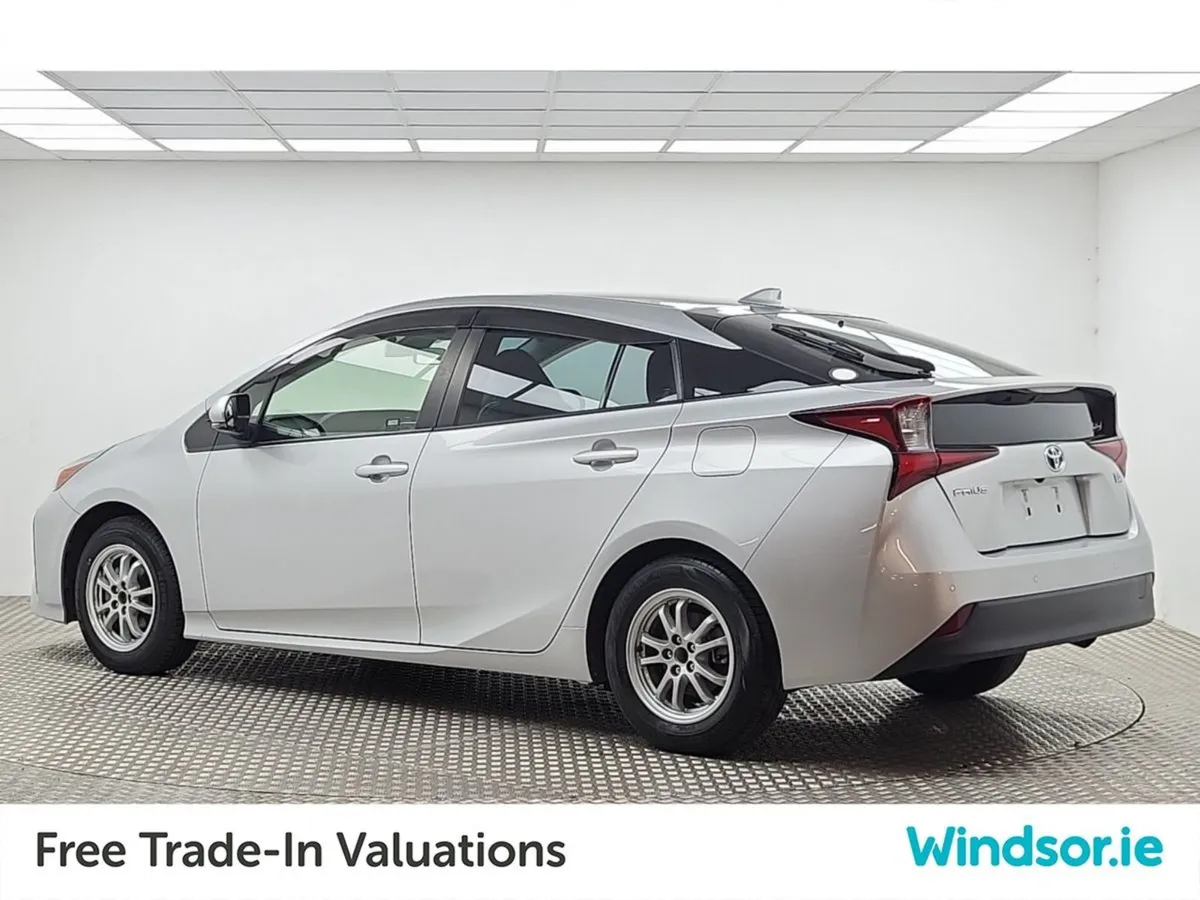 Toyota Prius 1.5 Hybrid S - Image 4