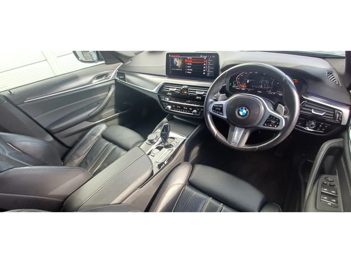 BMW 5-Series 520d  M SPORT MHEV 4DR AUTO - Image 4