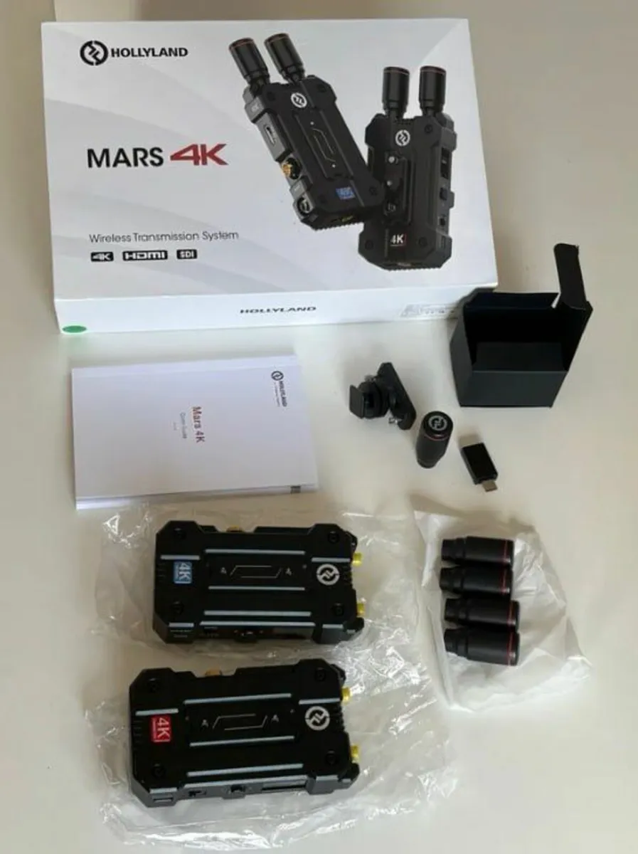 Hollyland Mars 4K Wireless Video System Like New U - Image 1