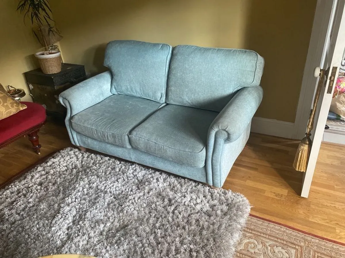 sofa - Image 1