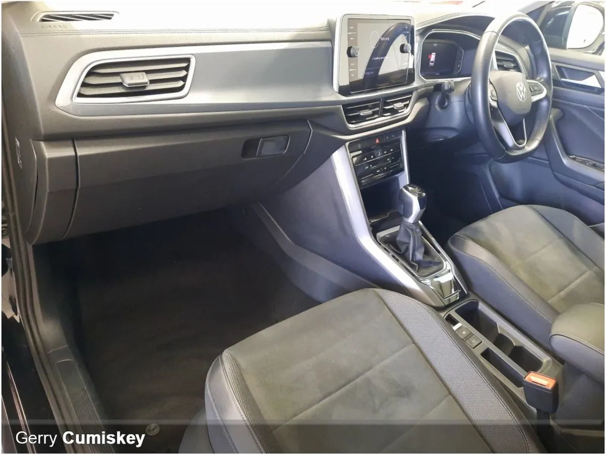 Volkswagen T-Roc Style 1.5 TSI 150HP DSG - Image 4