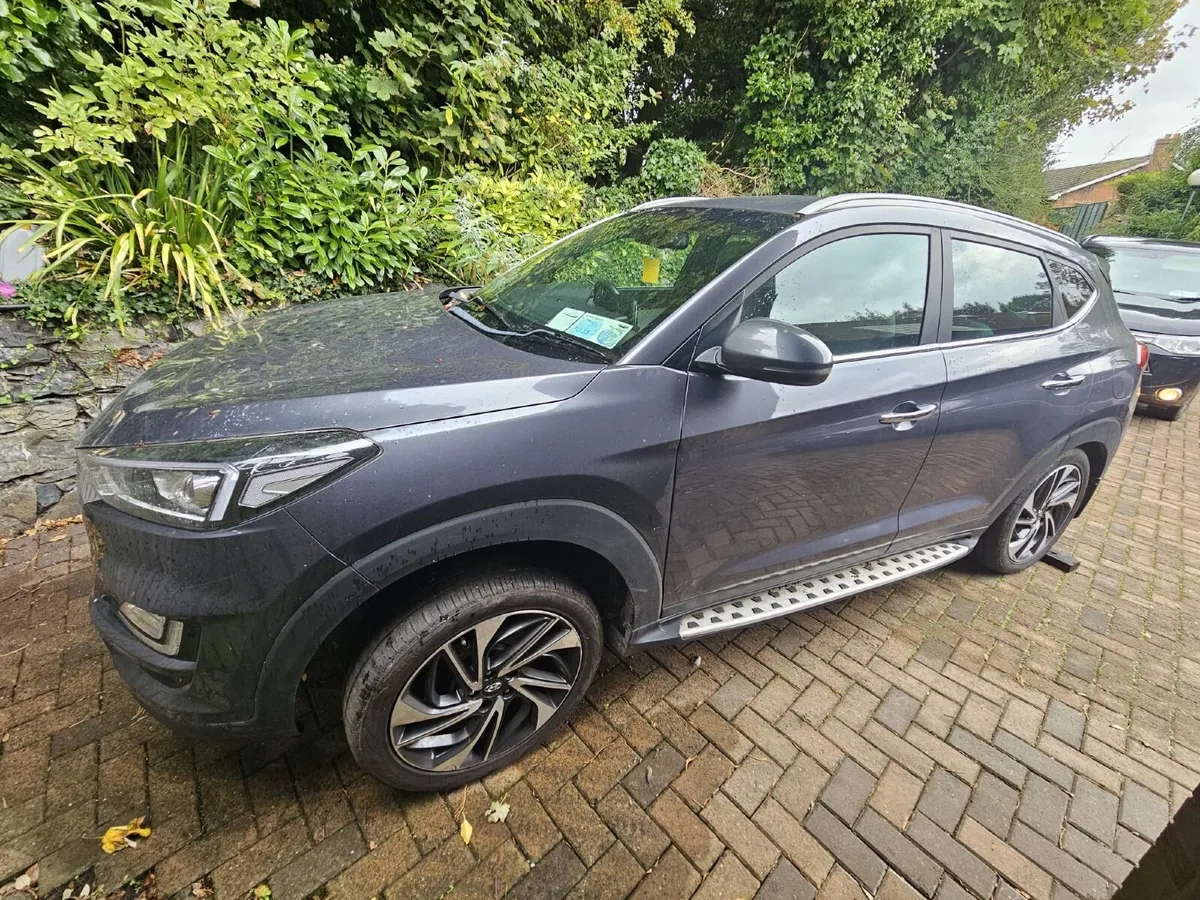 Car - Image 1